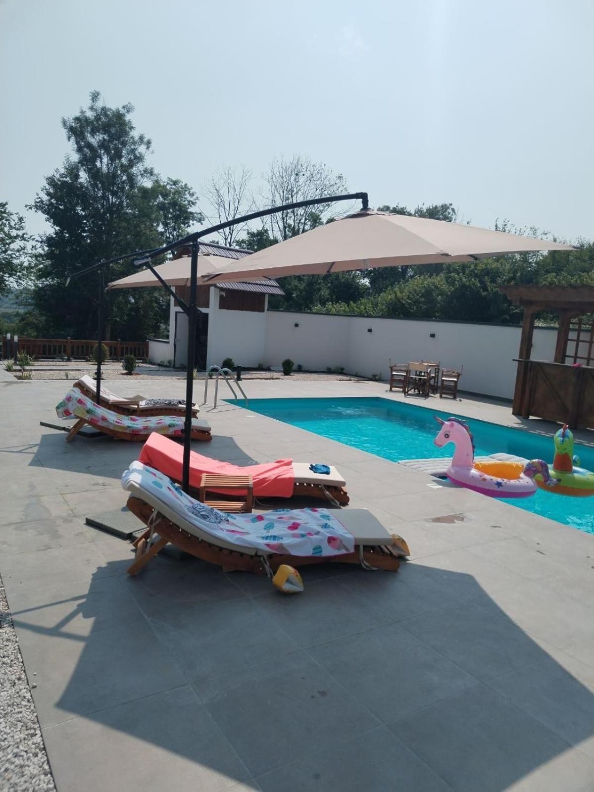 Romantic Lodge Баня Лука Екстериор снимка
