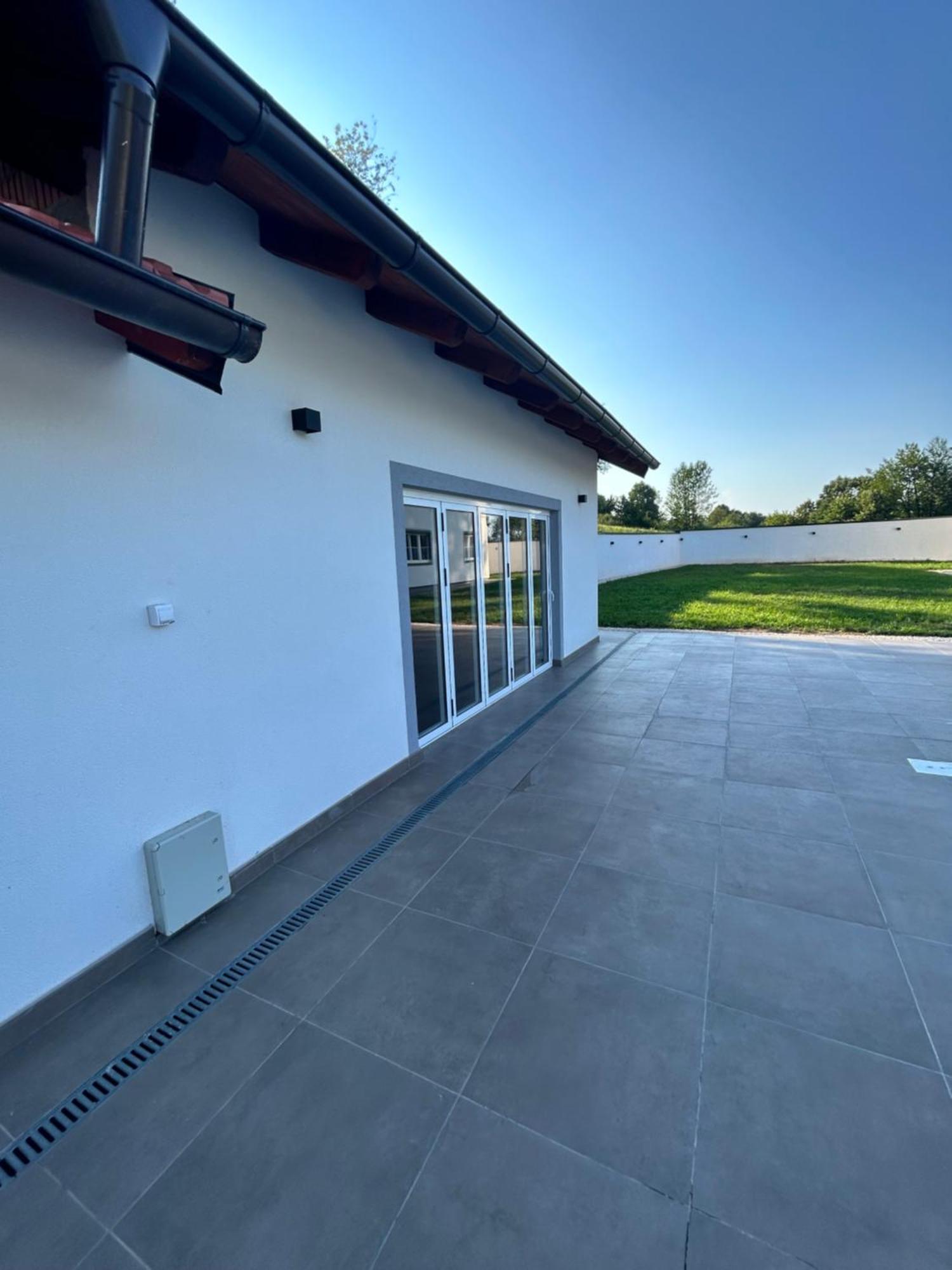 Romantic Lodge Баня Лука Екстериор снимка